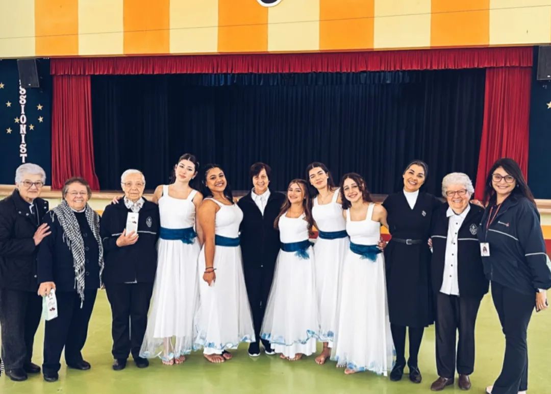 Celebrando as Irms Passionistas Nossa Senhora Menina
