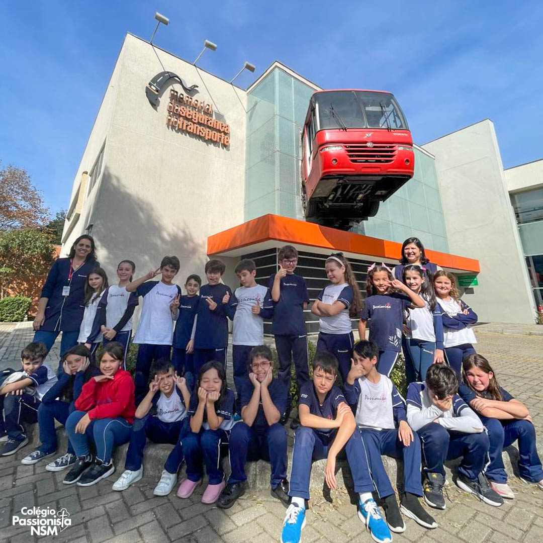 Explorando a Hist�ria e a Seguran�a no Tr�nsito! Nossa Senhora Menina