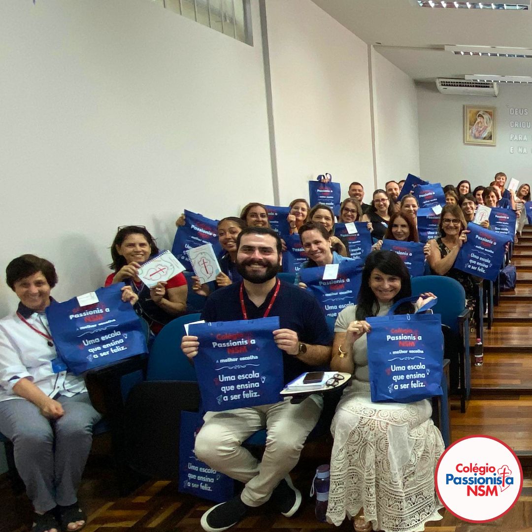 Preparados e animados para um novo ano letivo Nossa Senhora Menina