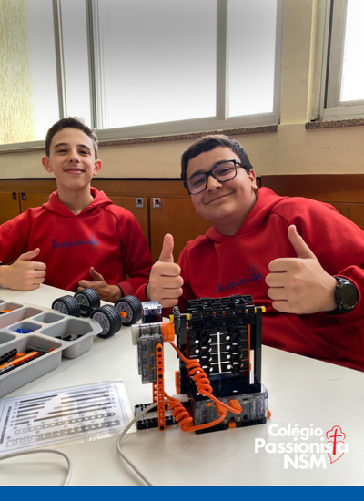 Aqui, a tecnologia � aliada. Nossa Senhora Menina