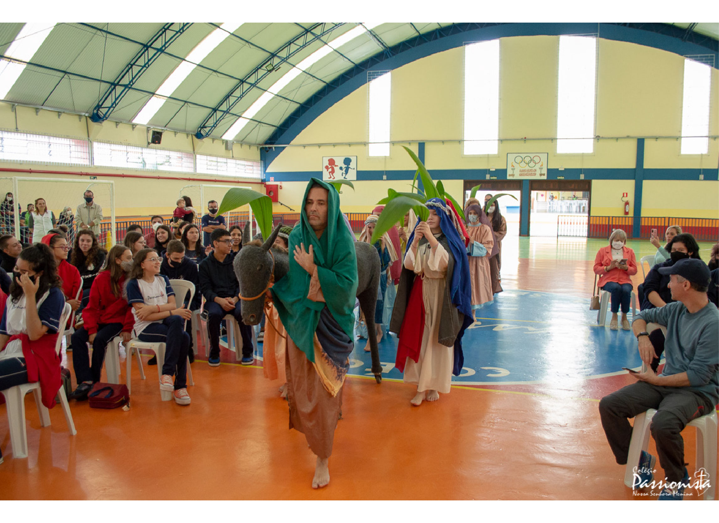 A Paixo de Cristo: Apresentao da PJP Nossa Senhora Menina