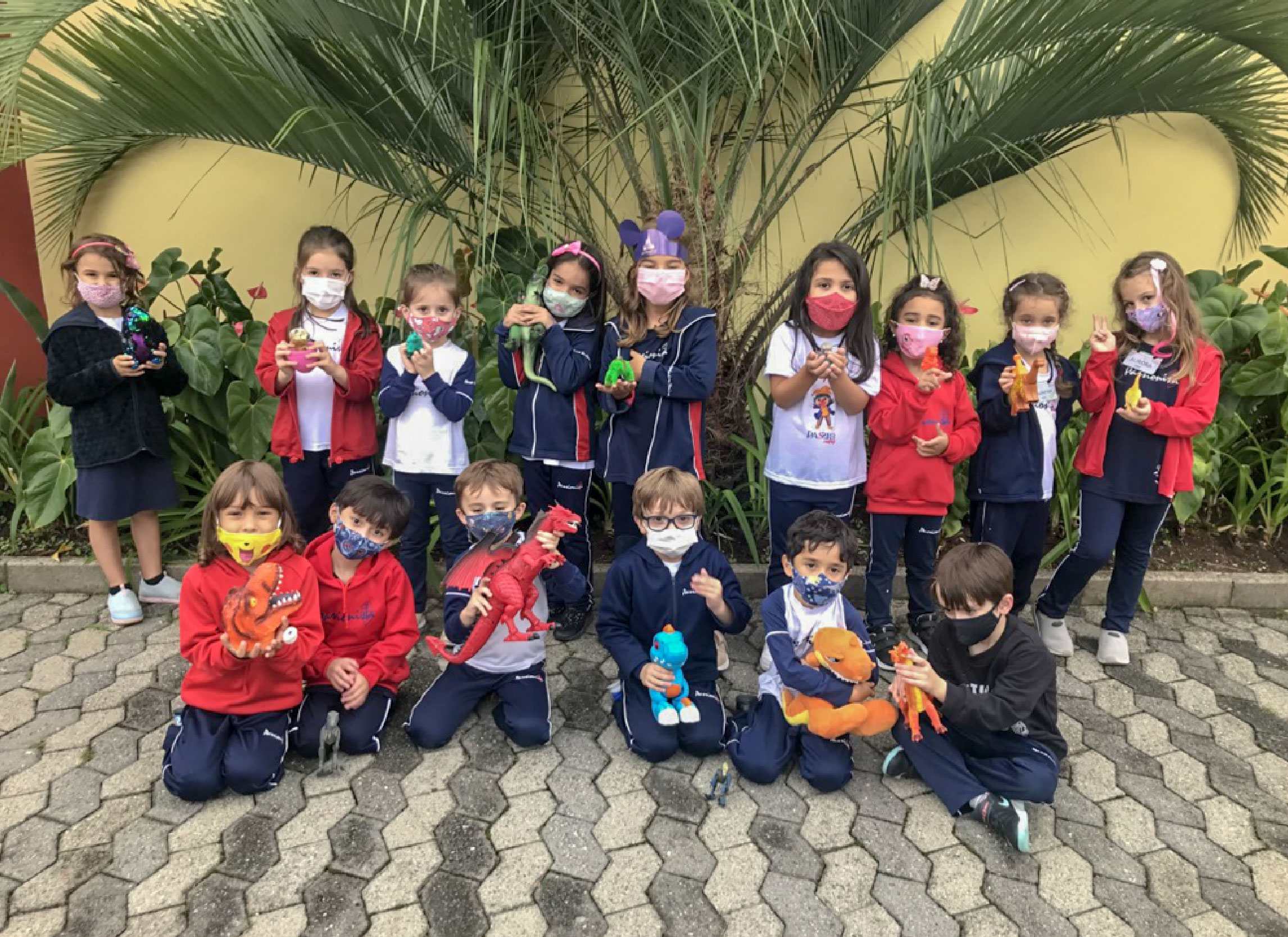 Dia do Dinossauro no Pr! Nossa Senhora Menina