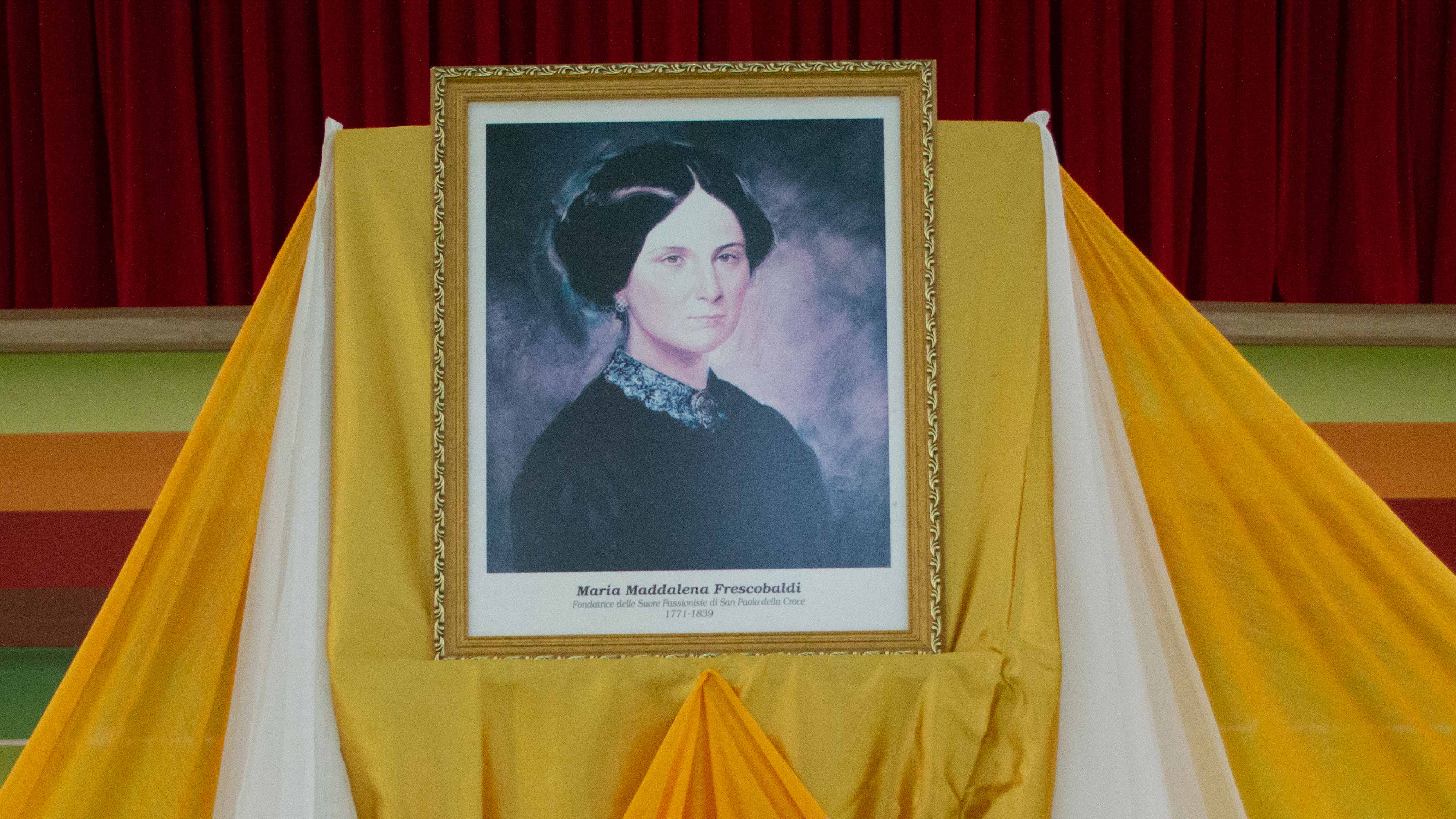 Aniversrio da fundadora! 250 anos! Nossa Senhora Menina