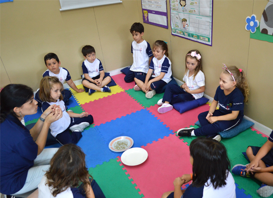 Experimento da Educao Infantil. Nossa Senhora Menina