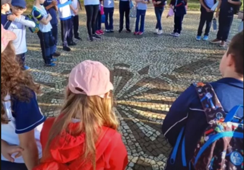 Uma Semana Maravilhosa Nossa Senhora Menina